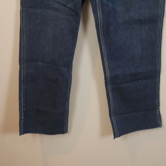 Judy Blue NWT High Rise Straight Cropped Jean Size 28 Dark Blue - Picture 7 of 10